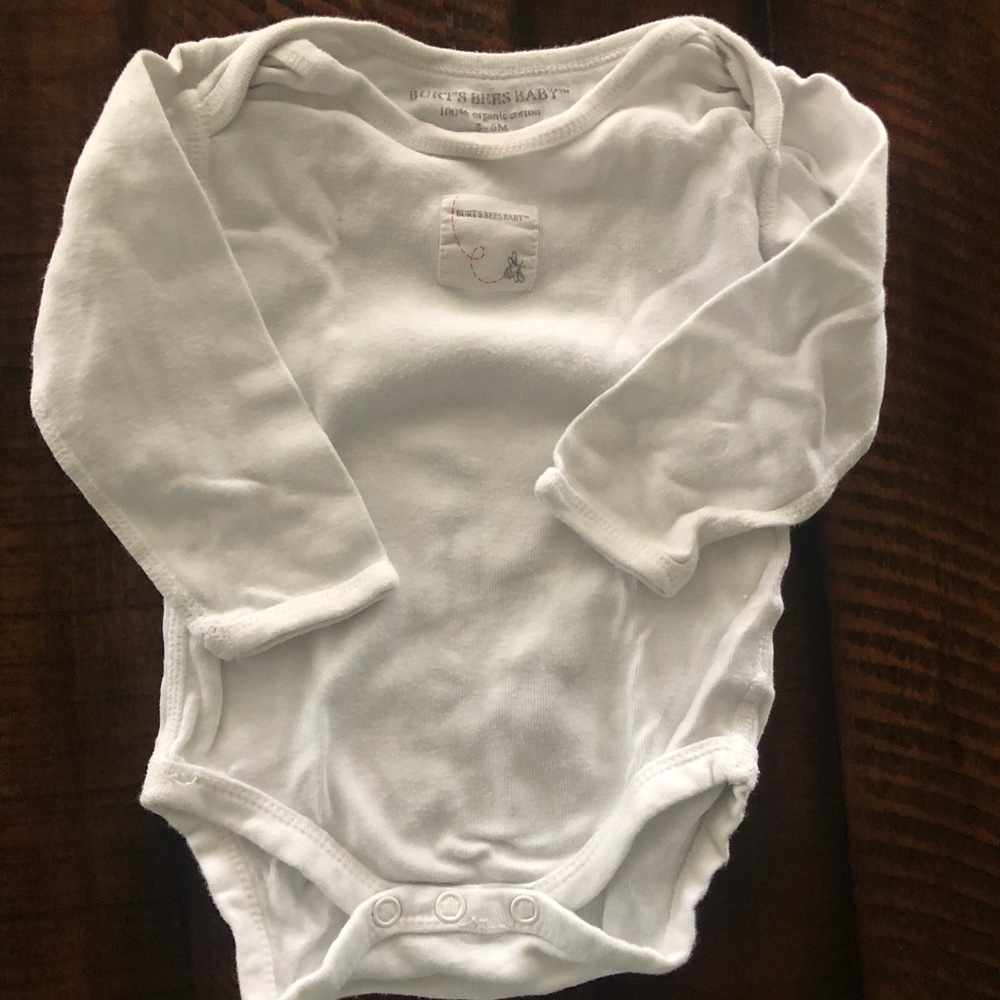 Burt’s Bees baby bodysuit onesie